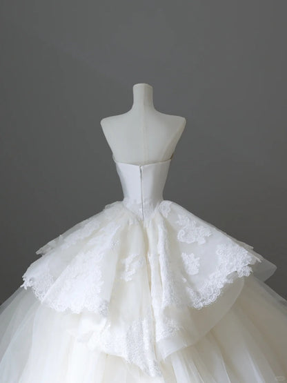 Elegant white off-shoulder lace tulle simple floor-length wedding dress P2523