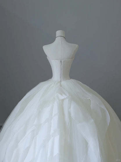 Flowing White Tulle A-Line Floor-Length Wedding Dress P2526