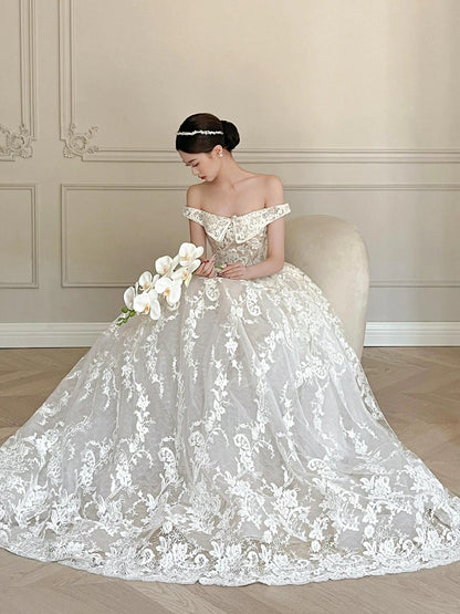 French one-shoulder white lace floor-length wedding dress P2674