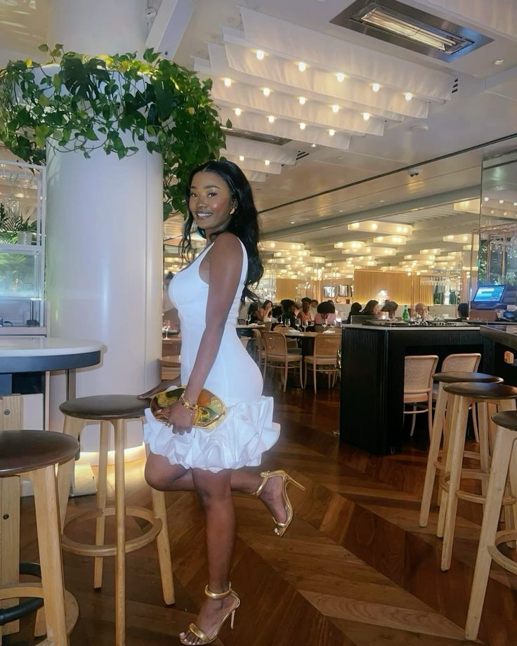 Sexy Tight 17th Birthday Dresses Short White Birthday Outfits P279