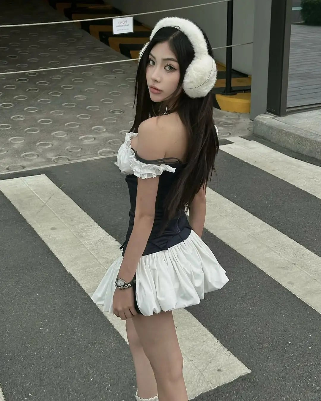 College Style Black And White Splicing Flower Bud Skirt 20th Birthday Homecoming Dress P3514