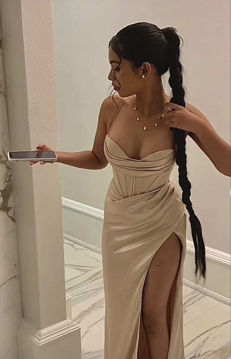 Sexy Birthday Dresses Halter Champagne Prom Dresses Birthday Outfits P369