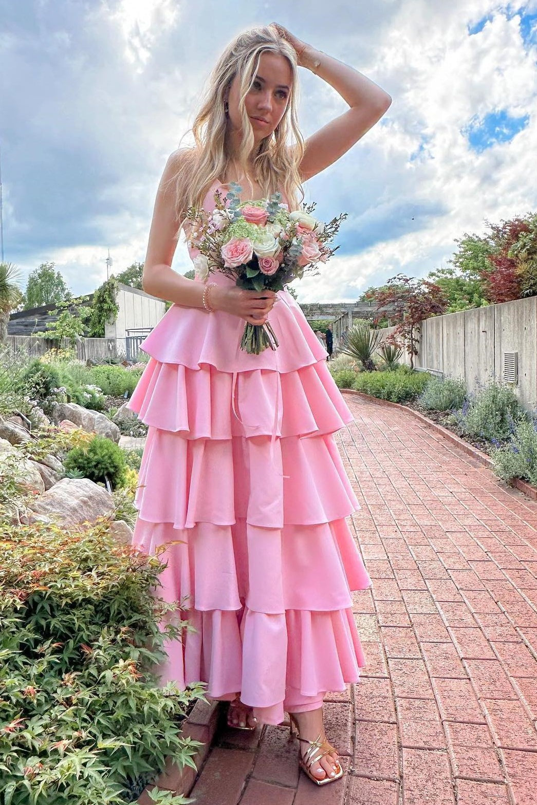 Pink V-Neck Spaghetti Straps A-Line Tiered Party Prom Dress