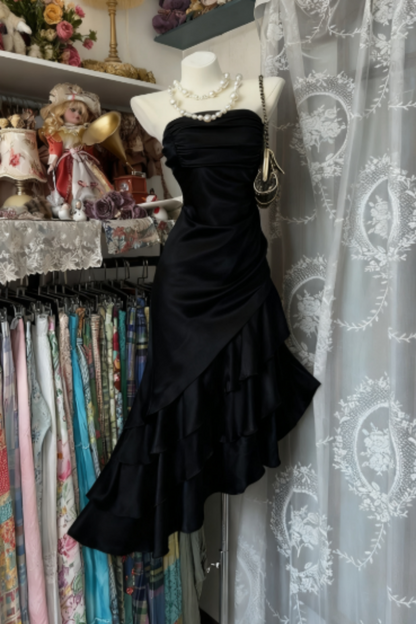 Girlhomeshops-Champagne Short Ruffle Satin Homecoming Dress Birthday Dress gh5246