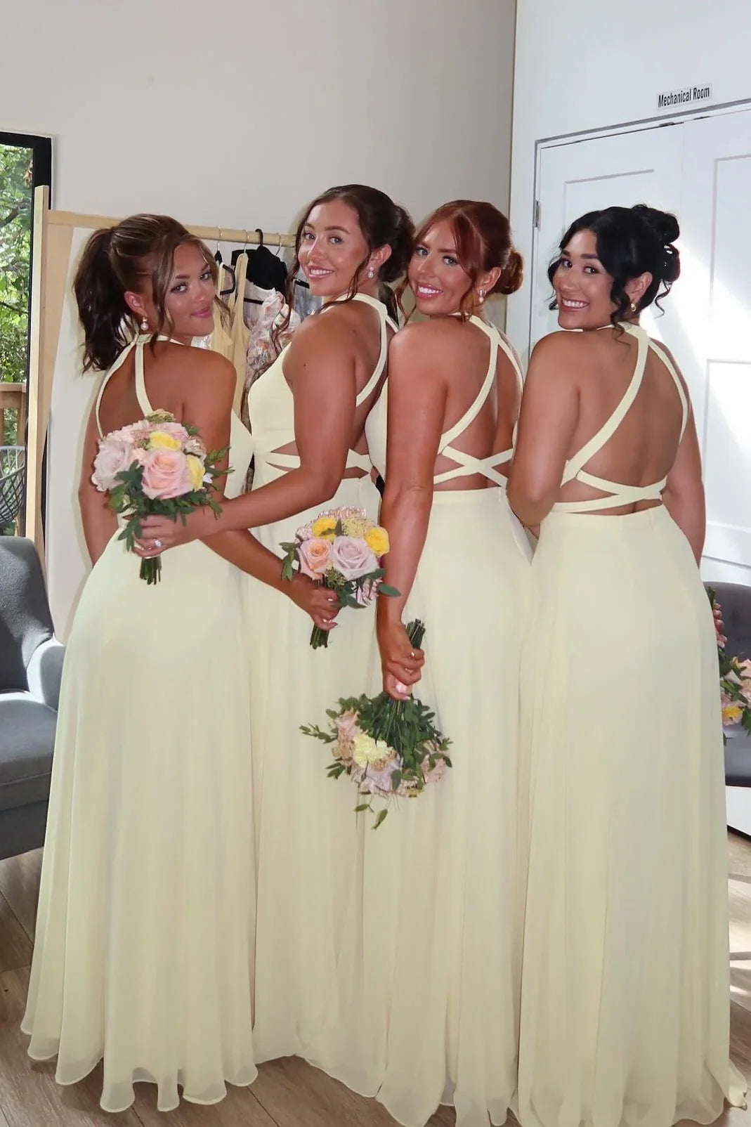 Round Sleeveless Chiffon A-Line Bridesmaid Dress With Leg Slit
