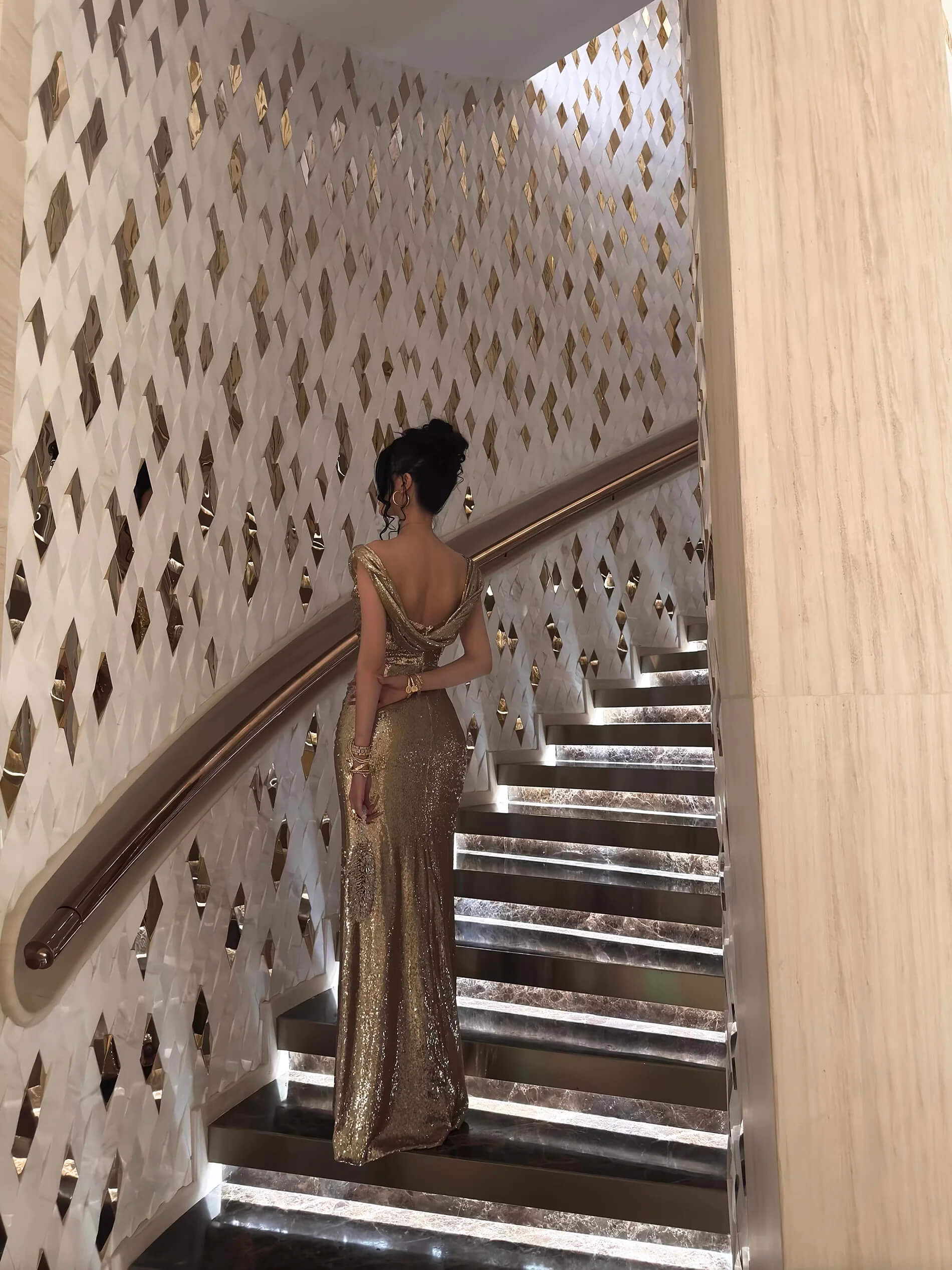 Sparkly Champagne Sequin Prom Dresses Mermaid Long Open Backs Maxi Gown with Slit
