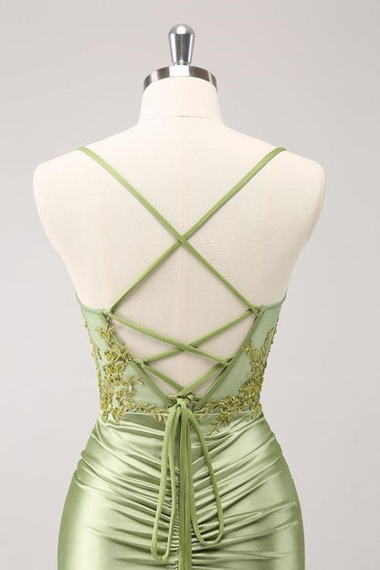 Sparkly Lace-Up Back Appliques Pleated Homecoming Dress
