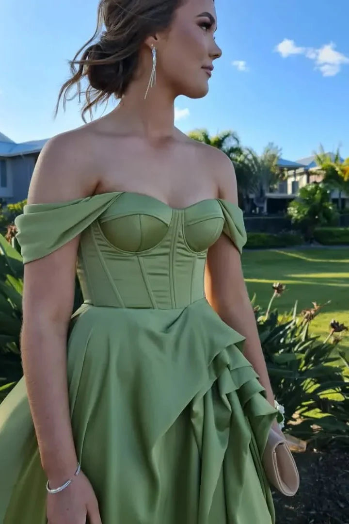 Sweetheart Off-Shoulder Satin A-Line Party Prom Dress With Slit
