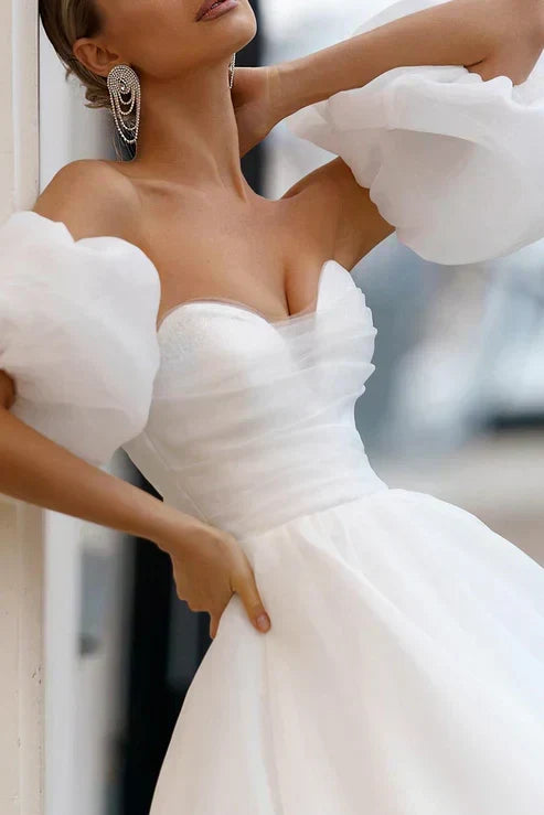 Sweetheart Short Sleeves A-Line Empire Wedding Dress With Train