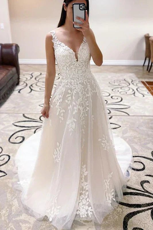 Sweetheart Spaghetti Straps A-Line Appliques Wedding Dress