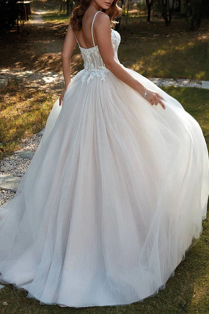 Sweetheart Spaghetti Straps Appliques A-Line Wedding Dress