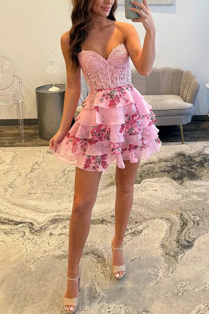Sweetheart Strapless Two Tone A-Line Tiered Homecoming Dress