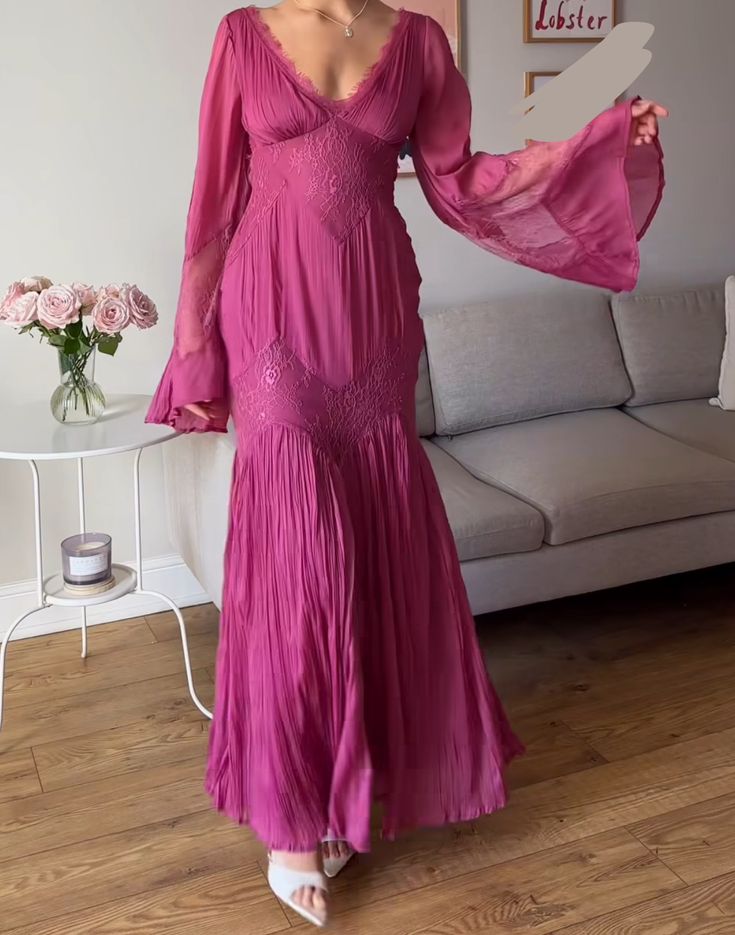 Retro Purple A-line V-neck Long Sleeve Lace Prom Dress TP1893