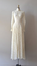 Vintage Lace V Neck Long Sleeve Ivory Ankle Length Gown Wedding Dress TP1948