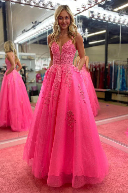 V-Neck Spaghetti Straps Appliques With Pockets Tulle Prom Dress
