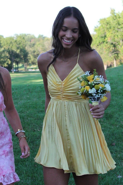 V-Neck Spaghetti Straps Pleated Short Party Homecoming Dress
