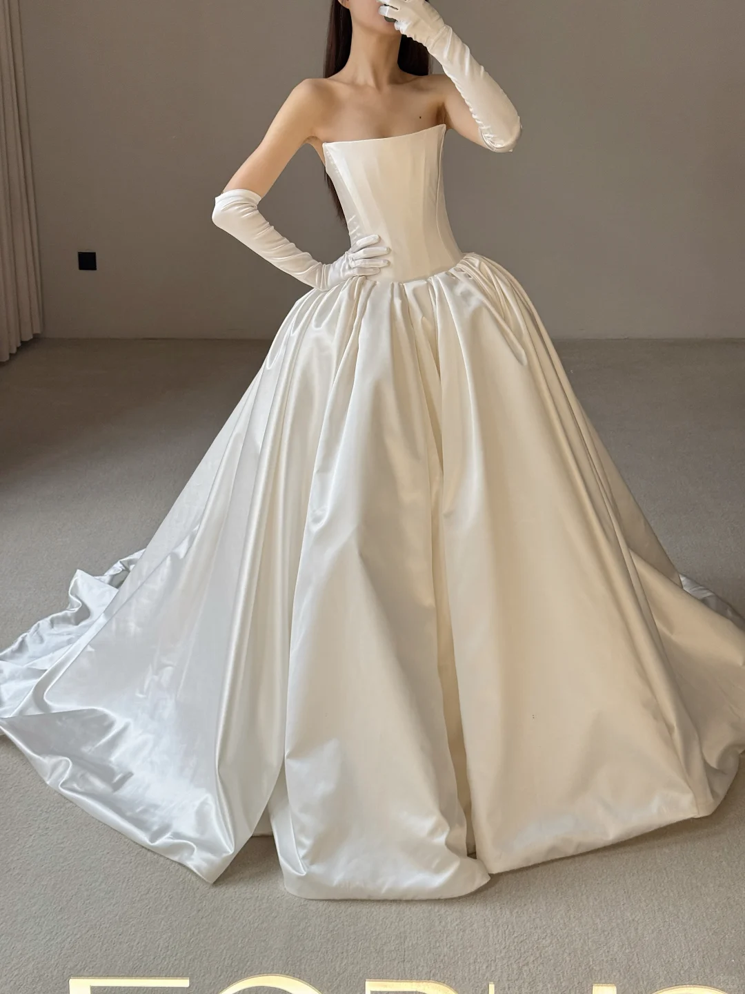 Beautiful Ball Gown Strapless White Satin Long Wedding Dress