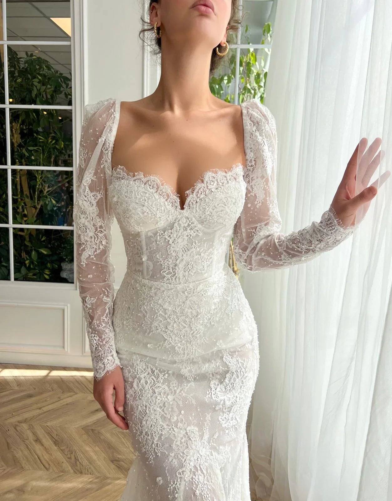 Romantic Ivory Sweetheart Puff Long Sleeve Lace Mermaid Wedding Dress TP5916