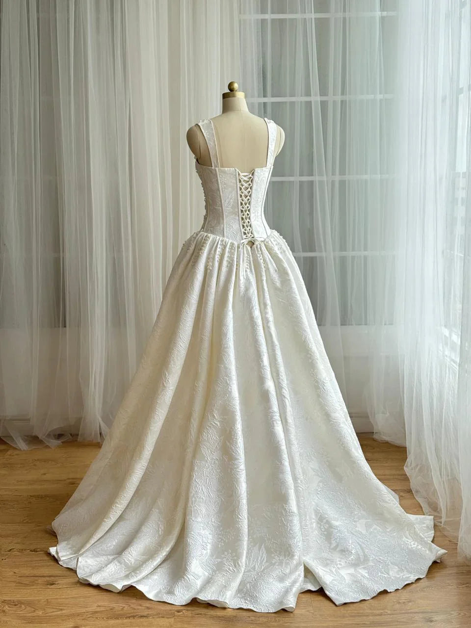 Elegant Spaghetti Strap Sweetheart Jacquard Satin Lace Beaded Corset Long Train A-Line Wedding Dress TP5910