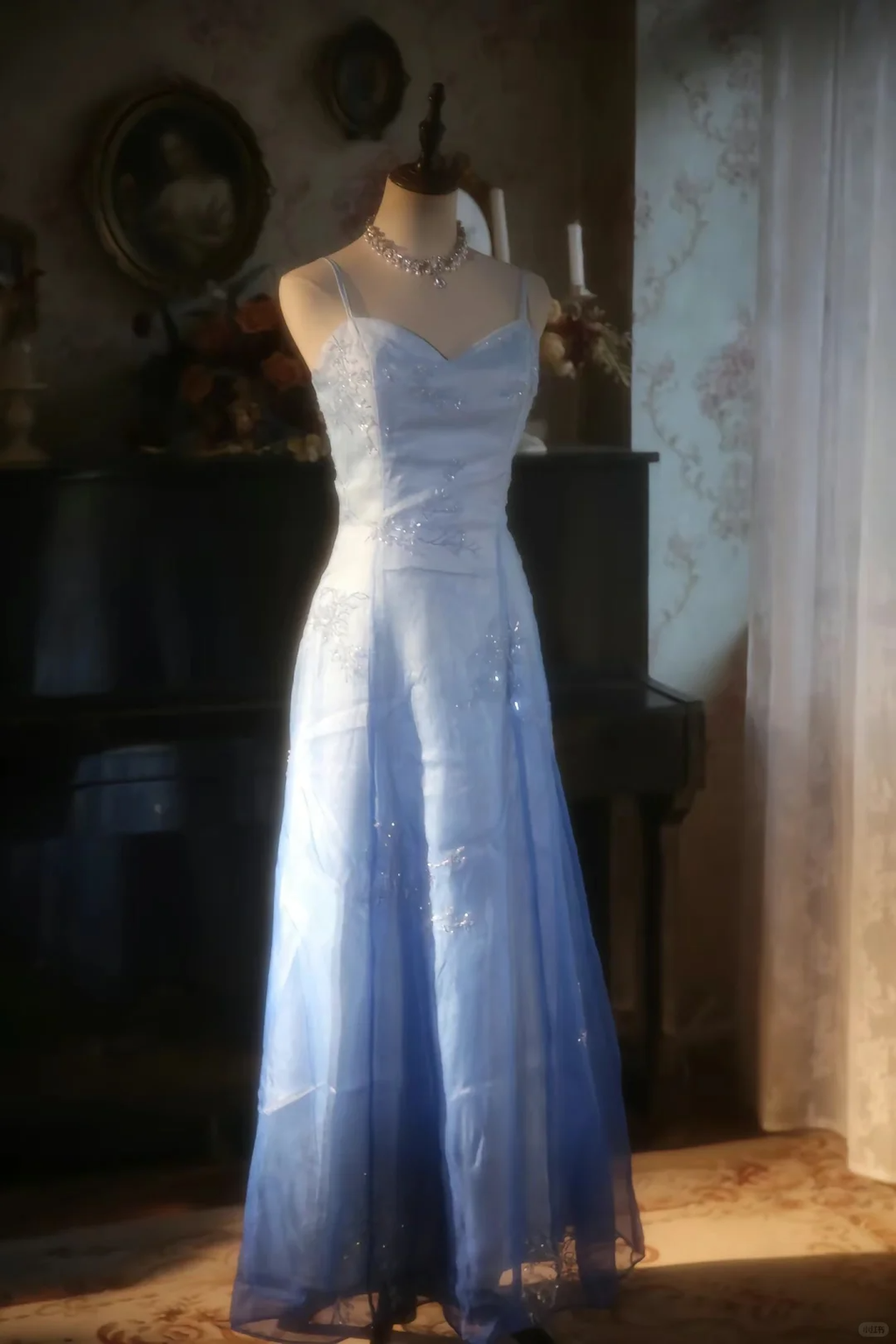Vintage Light Blue Spaghetti Strap Sequin Evening Gown TP5529