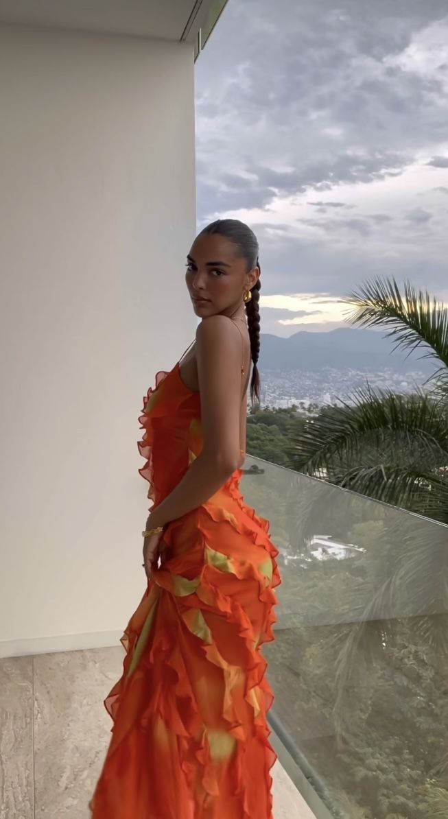 Orange Fashion Elegant Spaghetti Strap Long Ruffle Chiffon Ball Gown Evening Dress Party Dress Wedding Guest Dress gh3318
