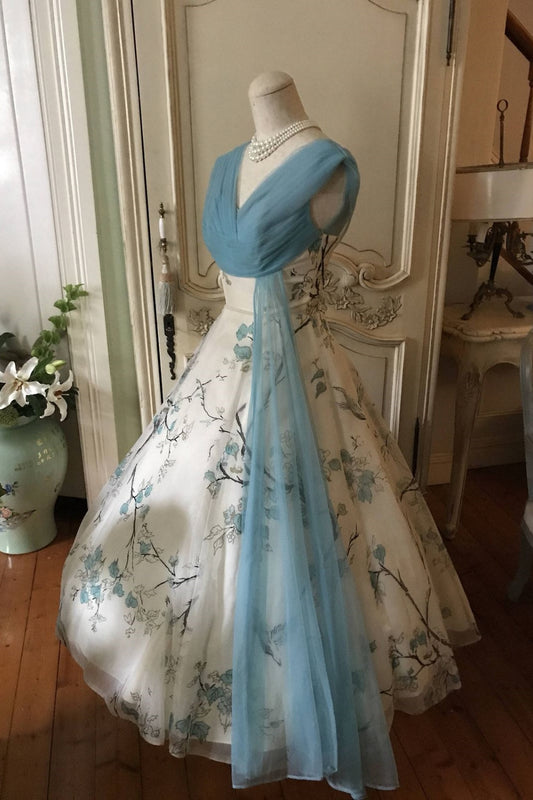 girlhomeshops-Blue Vintage Floral Long Tulle Ball Gown Wedding Dress gh5834