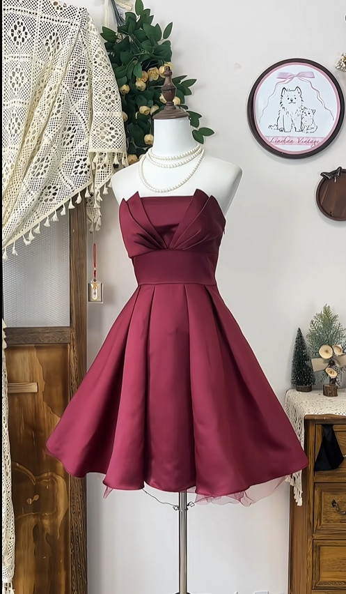 Simple Ruffle Strapless Design A-line Elegant Satin Homecoming Dress Party Dress TP4181