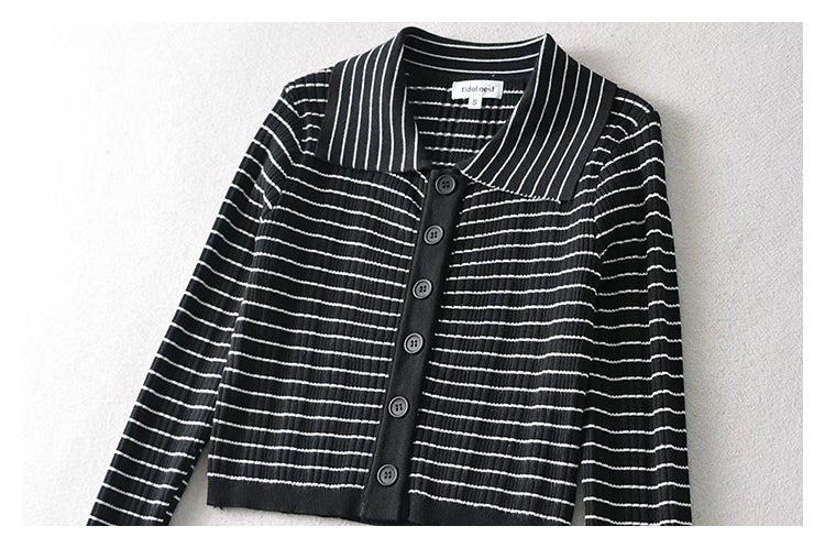 Design sense Lapel long sleeve sweater short sweater thin coat  7715
