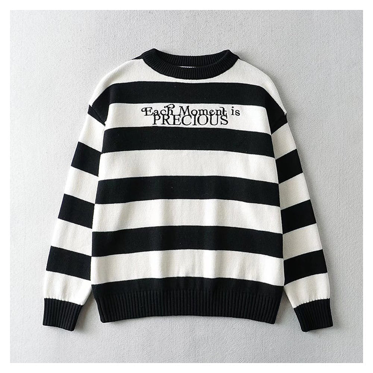 Versatile lazy embroidered letter long sleeved sweater  7741