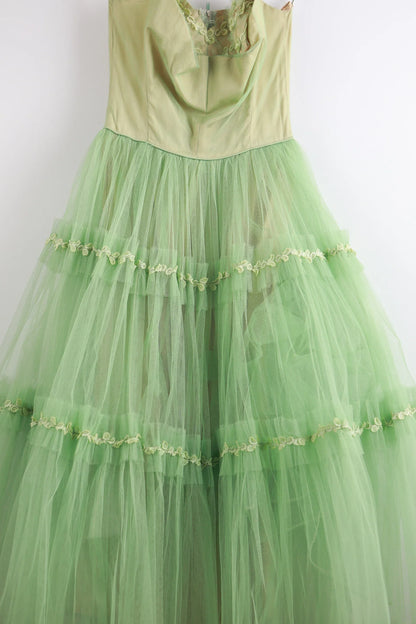 Light Green Retro Elegant Sweet Exquisite Lace Long Tulle Prom Dress Evening Gown Fairy Graduation Dress gh3671