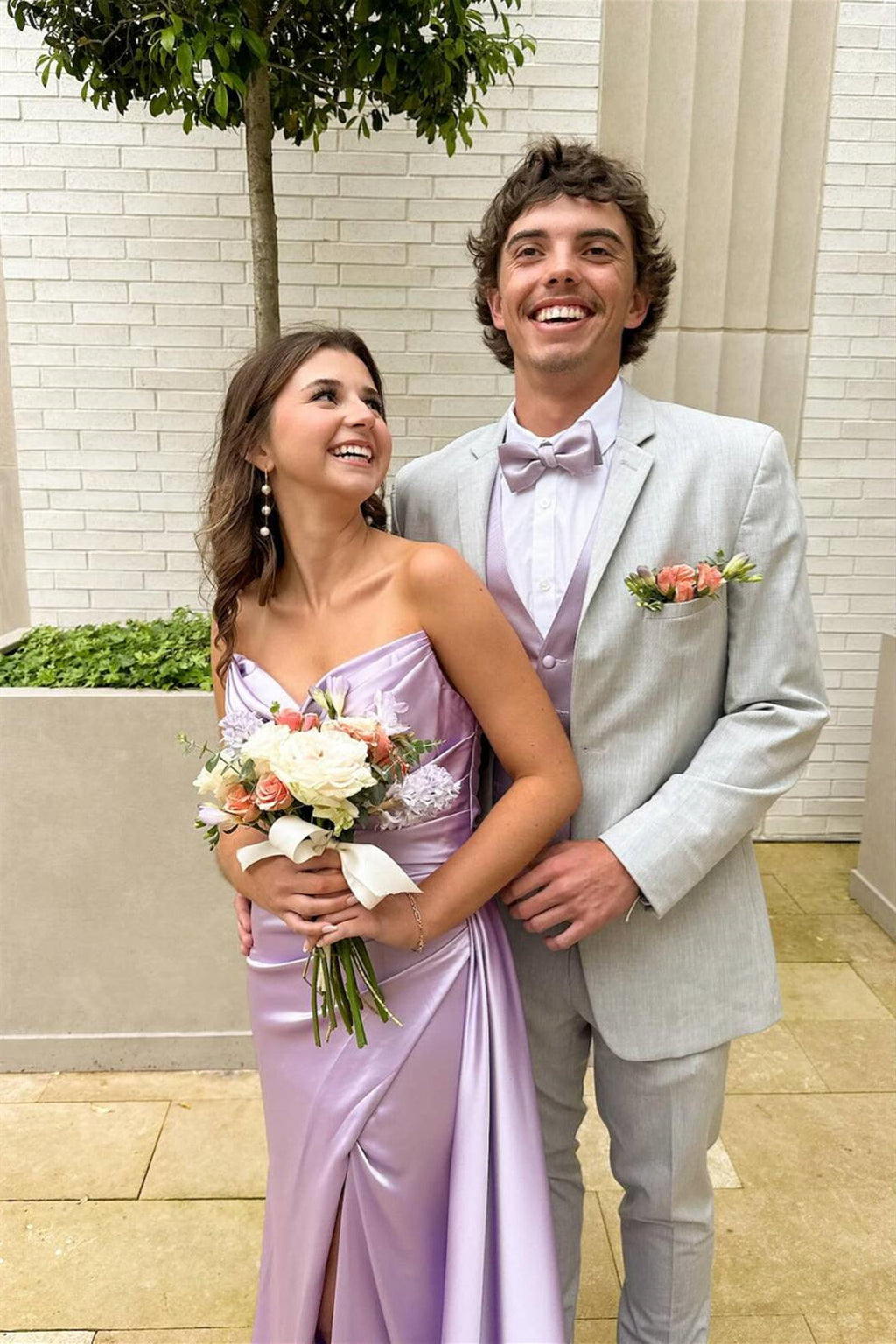 Lilac Prom Dress V Neck Ruched Fitted Formal Gown with Train