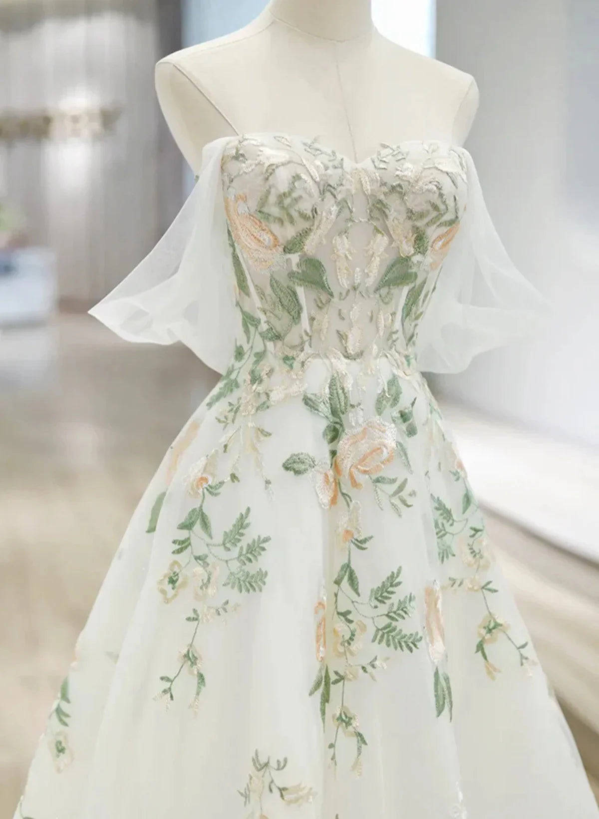 Elegant White Sweetheart Off-the-Shoulder Floral Tulle Wedding Dress TP1061