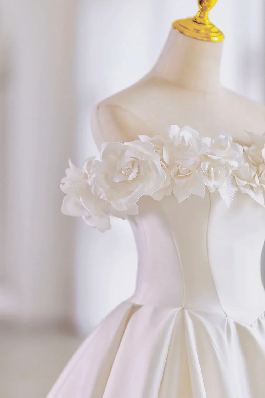 Vintage White Off-the-Shoulder Satin 3D Flower Bodice Back Bow Train Wedding Dress TP539