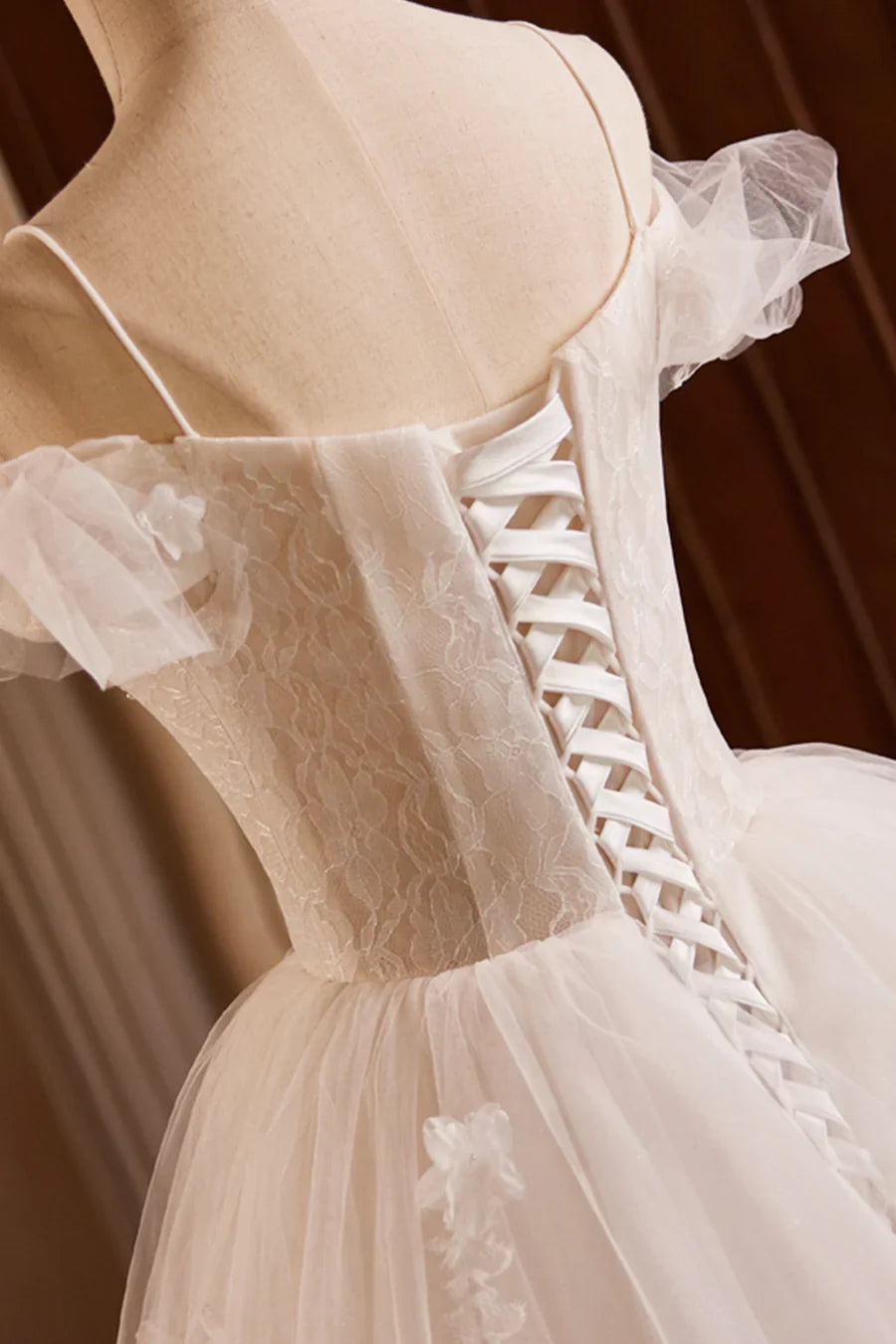 Vintage A-Line Spaghetti Strap Lace Beaded Light Champagne Floor Length Formal Wedding Dress TP933
