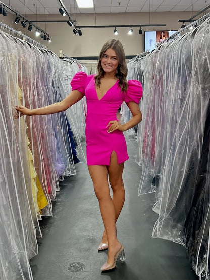 Low V-Neck Short Sleeves Bodycon Satin Mini Homecoming Dress