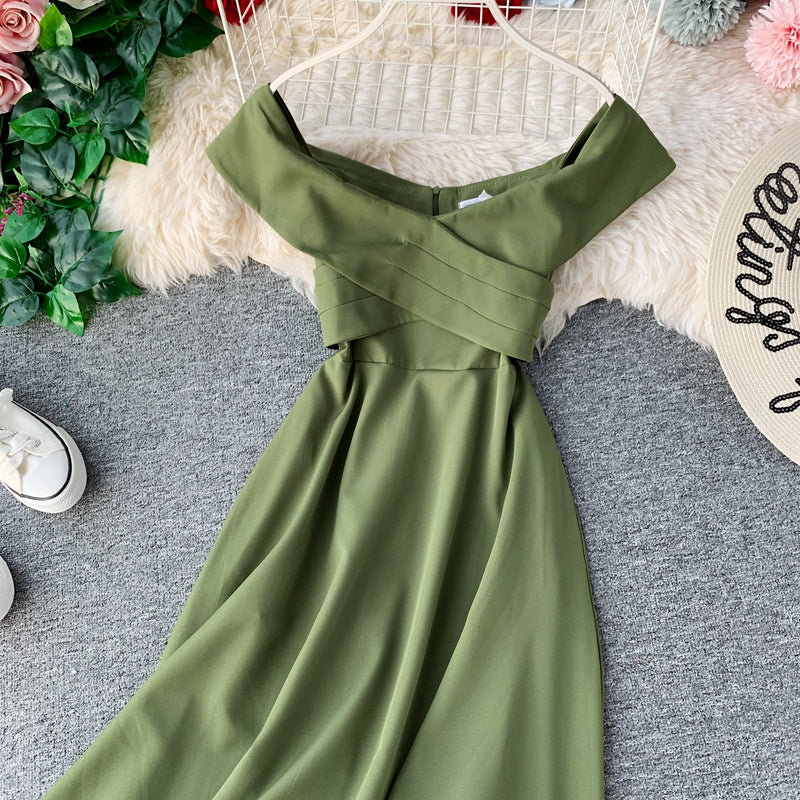 Line neck backless dress  2924