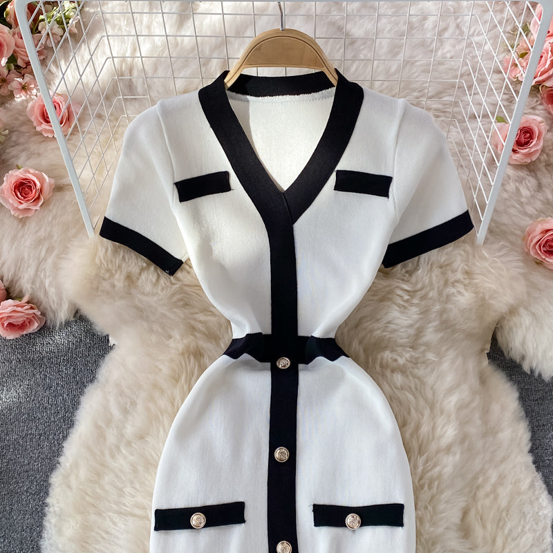 Small fragrance V-neck knitted dress shows thin Hip Wrap bottom skirt  2909