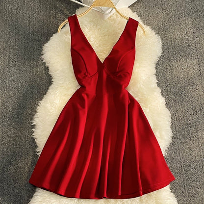 Korean sexy high waist suspender skirt careful machine backless A-shaped skirt  3186