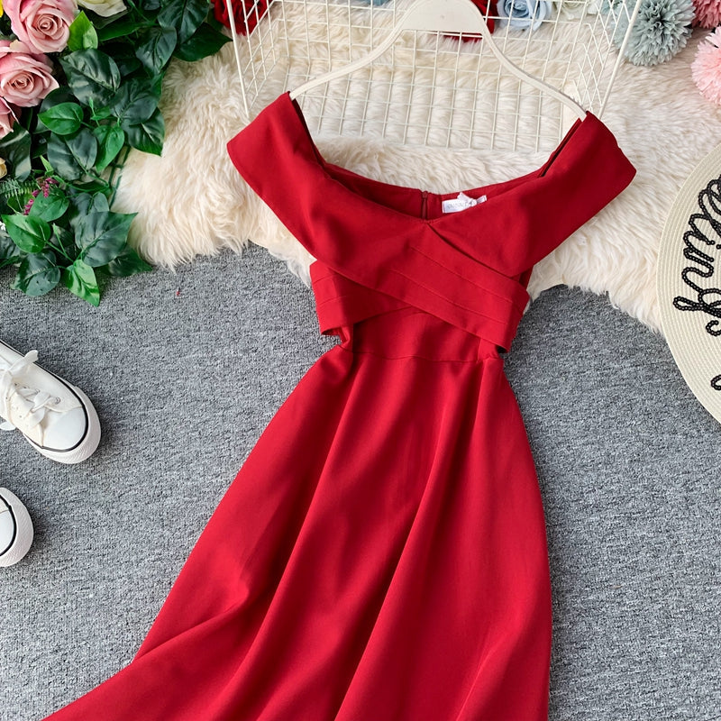 Line neck backless dress  2924