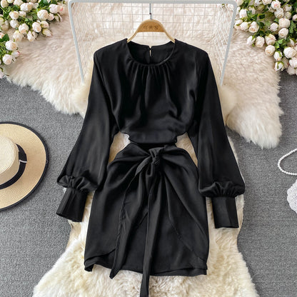 Round neck temperament, slim waist, Long Sleeve Ruffle Dress  3123
