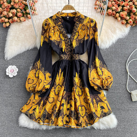 Light luxury high-end retro printed V-neck bubble sleeve dress  3011