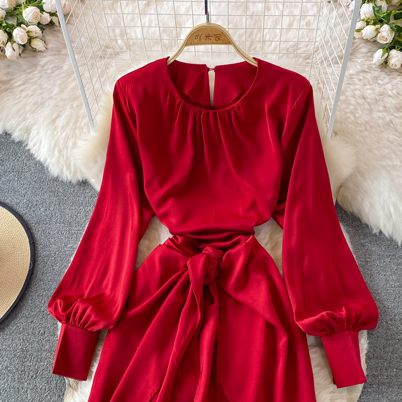 Round neck temperament, slim waist, Long Sleeve Ruffle Dress  3123