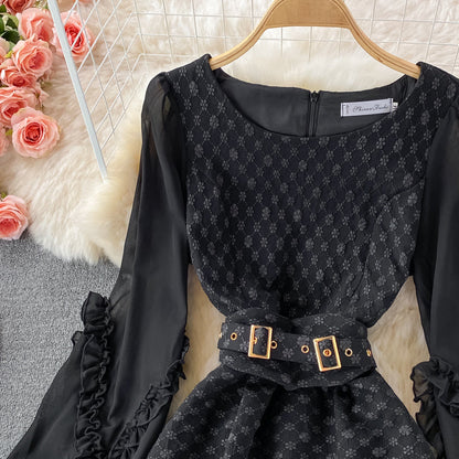Round neck waist Ruffle Dress  3003