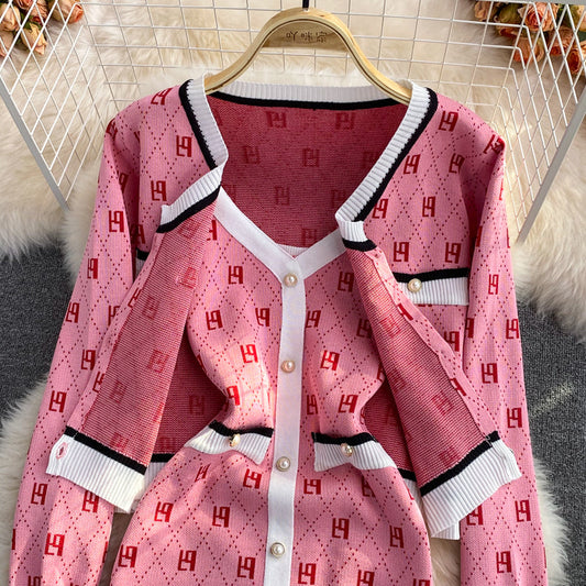 Knitted cardigan two piece V-neck suspender dress  3260