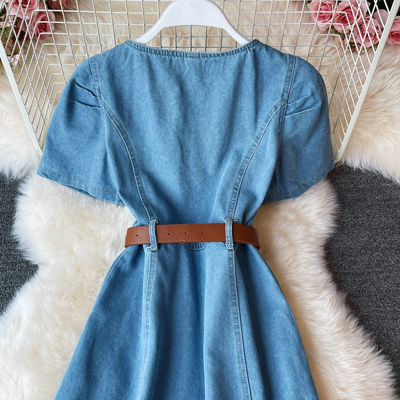 Light cooked wind square neck waist closing bubble sleeve denim dress  3193