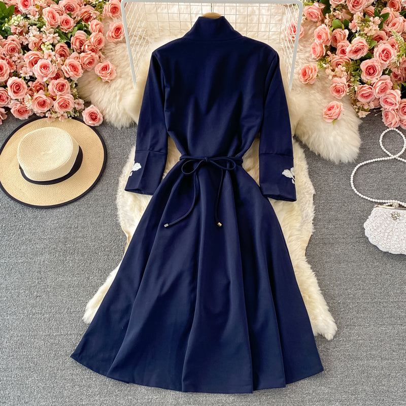 Waist lace up embroidered medium length dovetail dress  3088