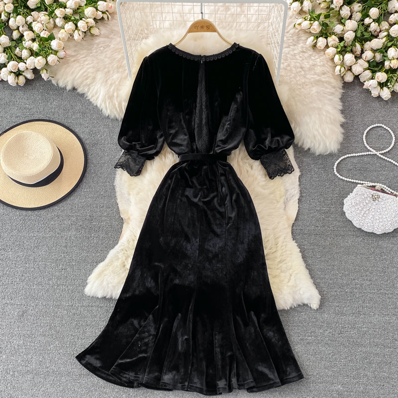 High end light luxury temperament shows thin V-neck golden velvet dress  3125