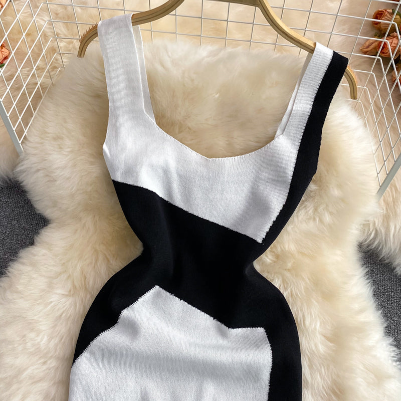Sexy contrast tank top skirt slim elastic V-neck  2811