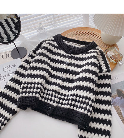 Korean version of foreign style aging stripe design long sleeve top  5914