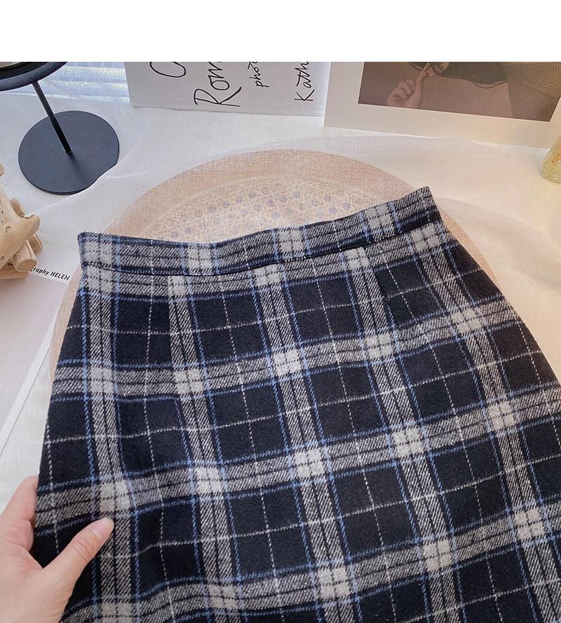 Hong Kong style retro plaid pattern shows thin high waist short skirt fashion  5624